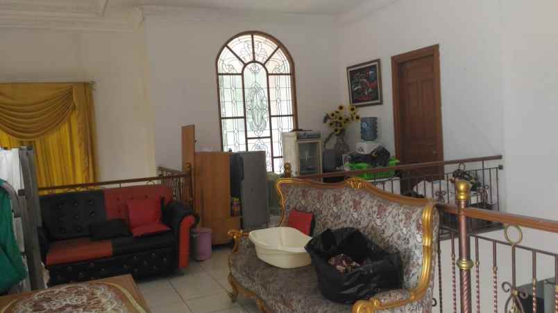 dijual rumah komplek perumahan kavling