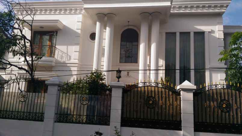 dijual rumah komplek perumahan kavling