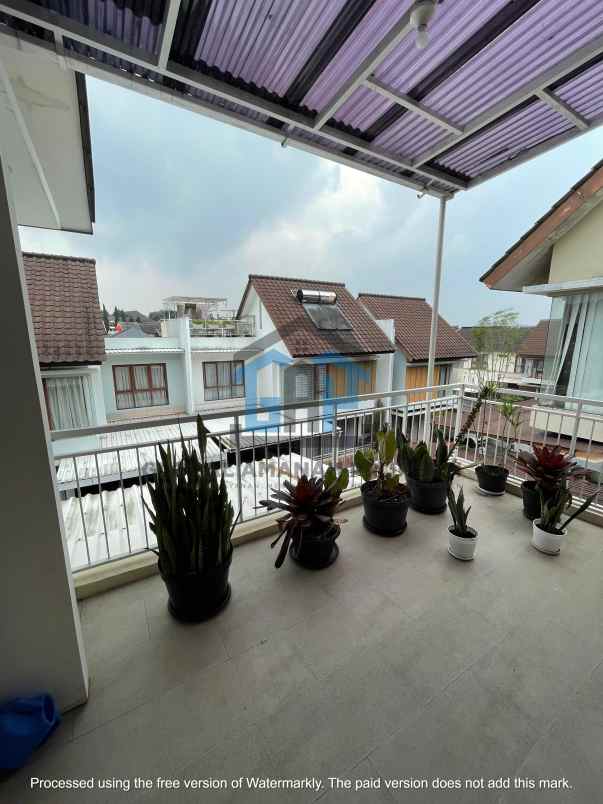 dijual rumah komplek townhouse sayap setiabudi bandung