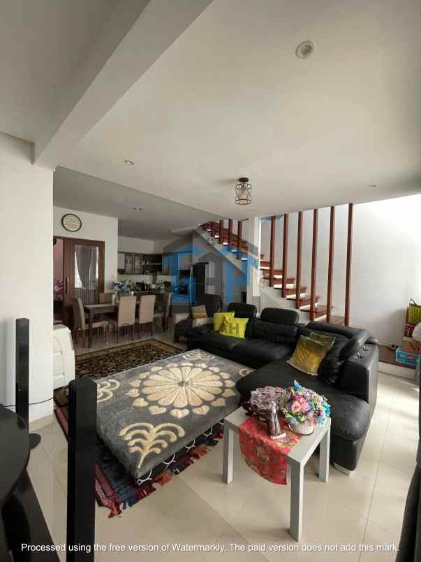 dijual rumah komplek townhouse sayap setiabudi bandung