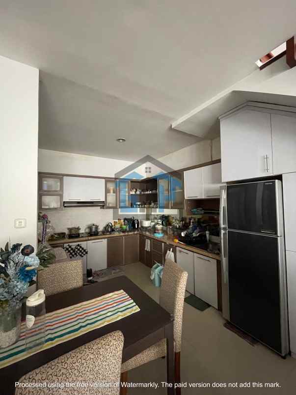 dijual rumah komplek townhouse sayap setiabudi bandung