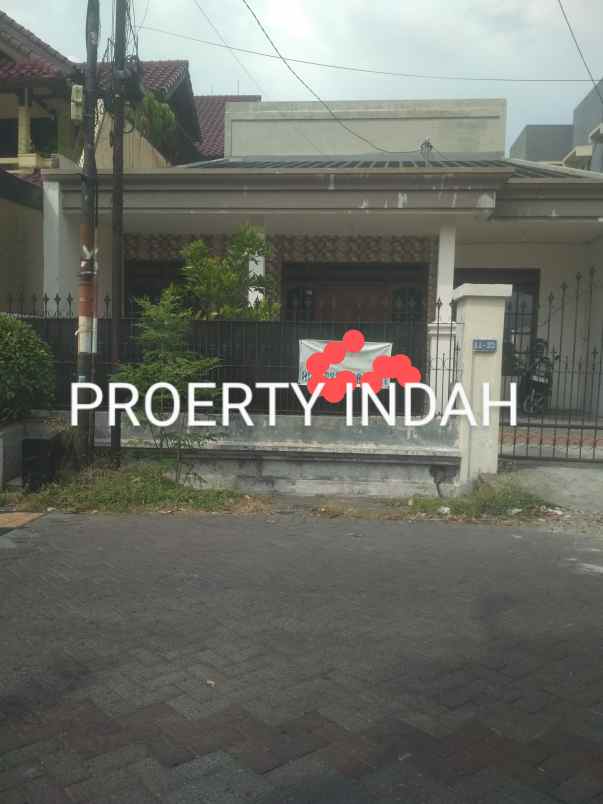 dijual rumah kost dekat kampus