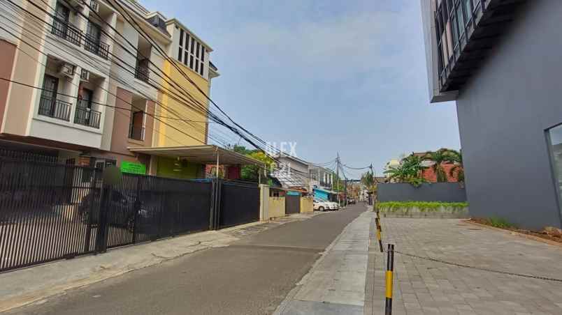 dijual rumah kost di mampang prapatan jakarta selatan