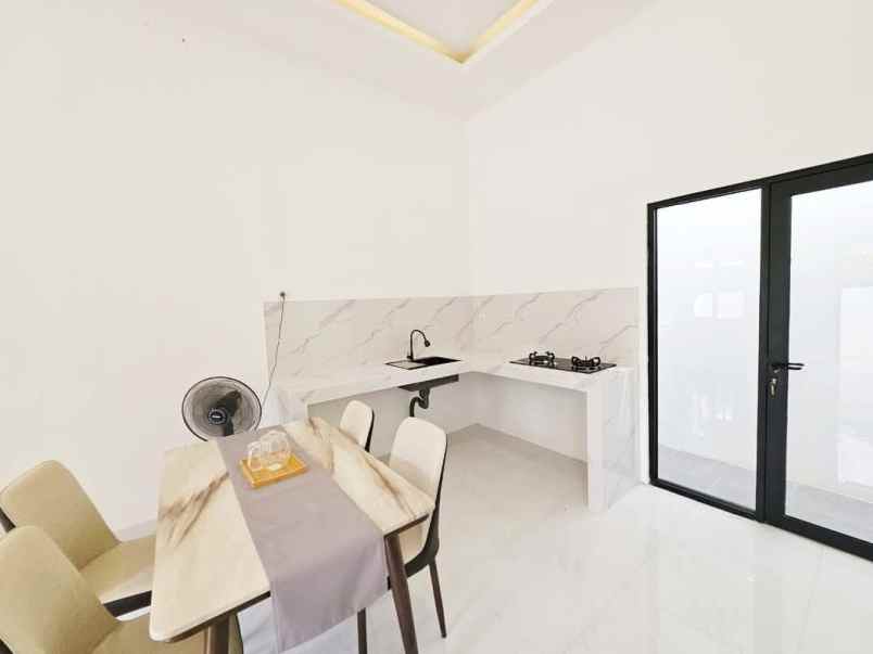 dijual rumah kota harapan indah bekasi