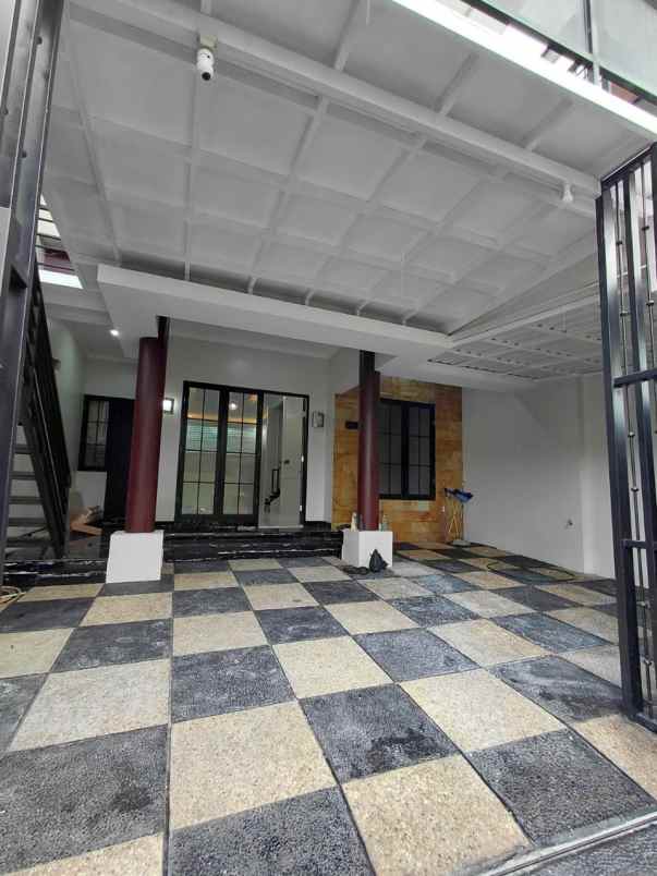 dijual rumah krisan 1 bsd sektor 1 5