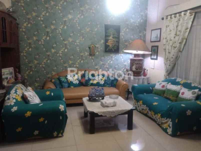 dijual rumah kutisari selatan