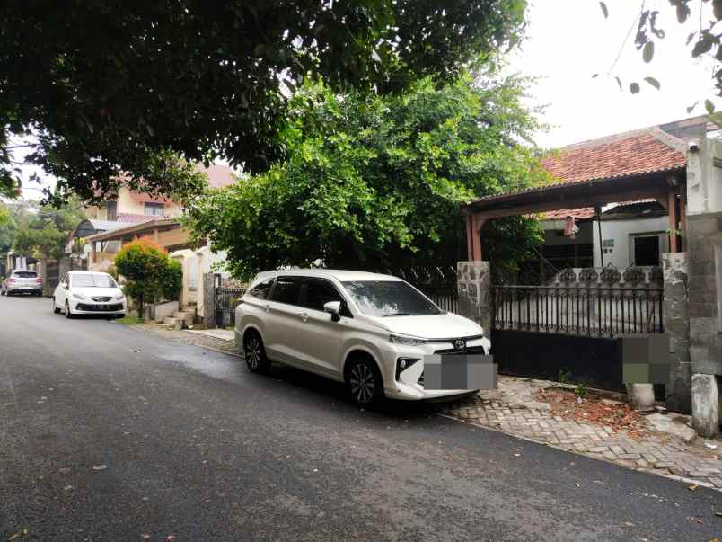 dijual rumah lama hitung tanah di tebet