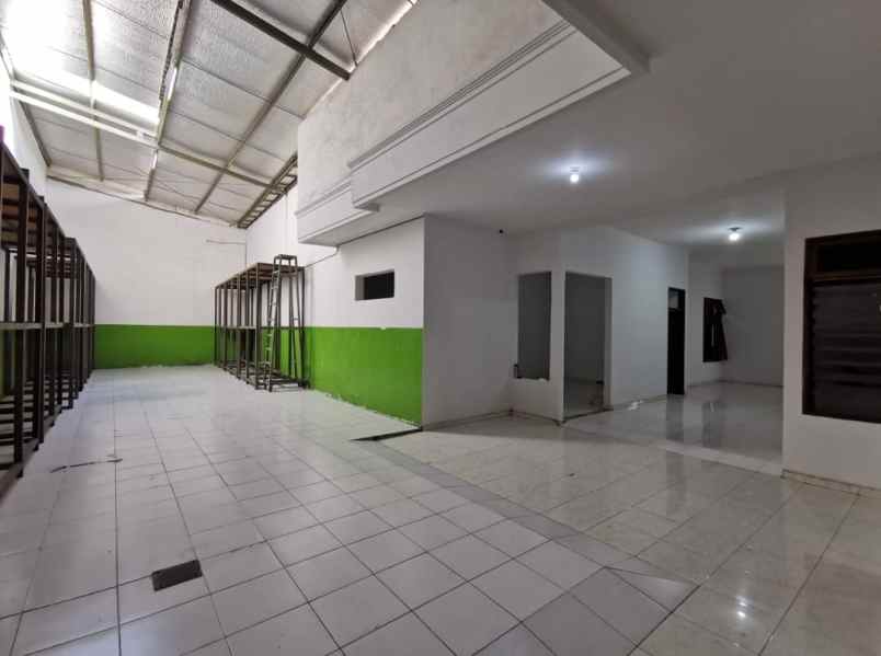 dijual rumah lebak jaya utara