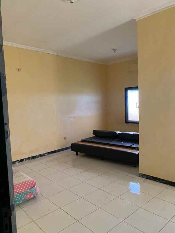 dijual rumah lebak timur