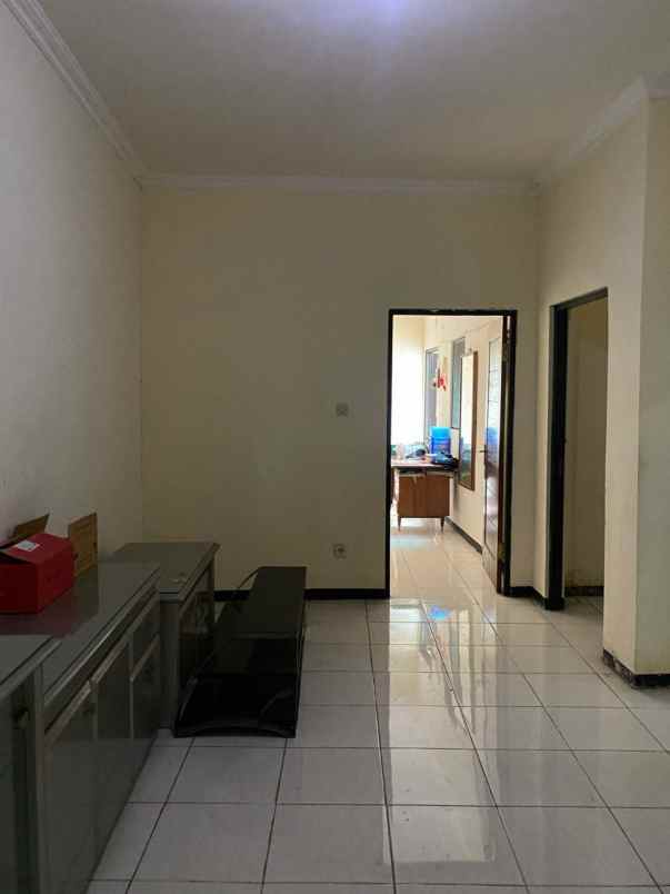 dijual rumah lebak timur