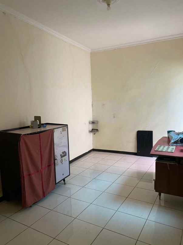 dijual rumah lebak timur