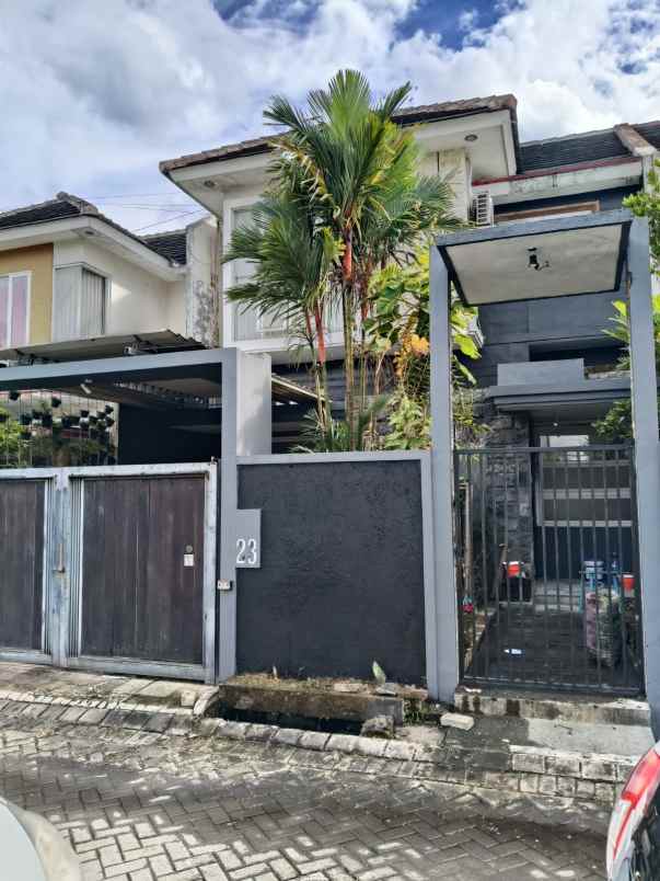 dijual rumah lokasi jalan ikan ikan kota malang