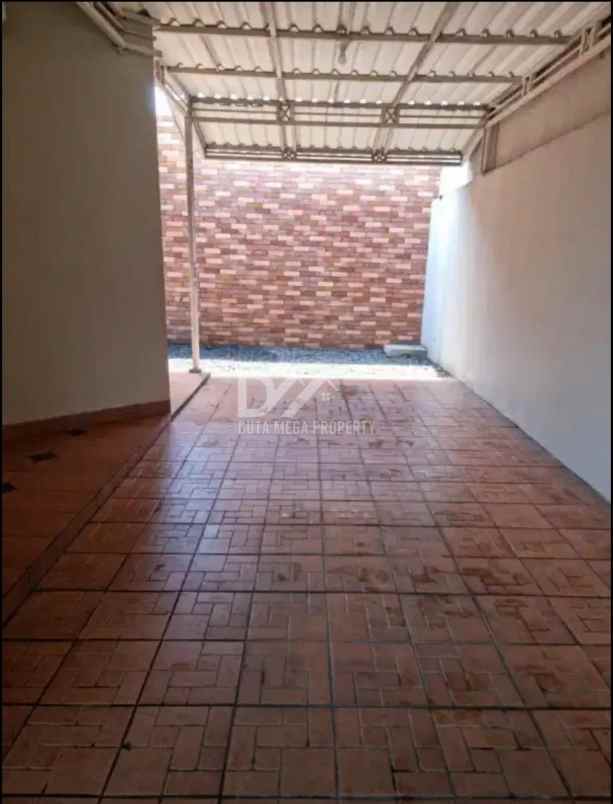 dijual rumah luas di graha bintaro