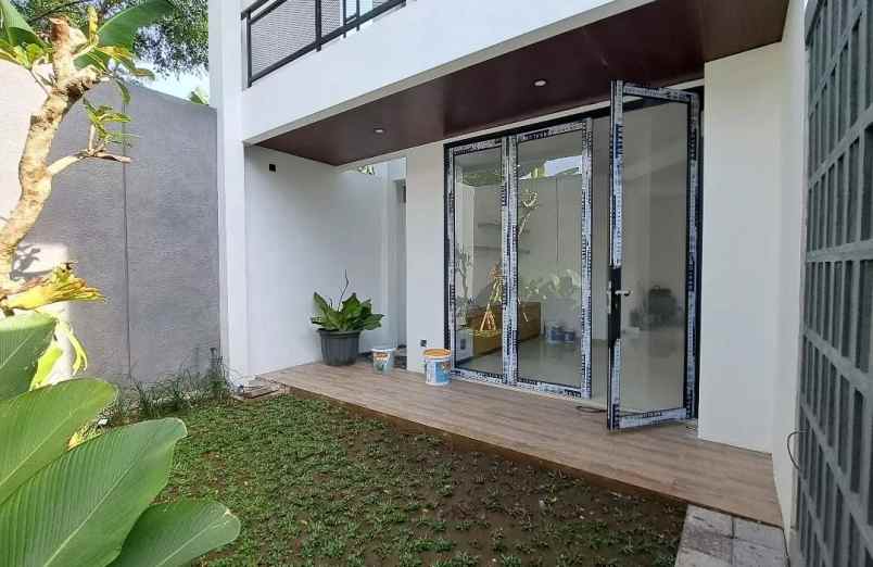 dijual rumah maguwoharjo