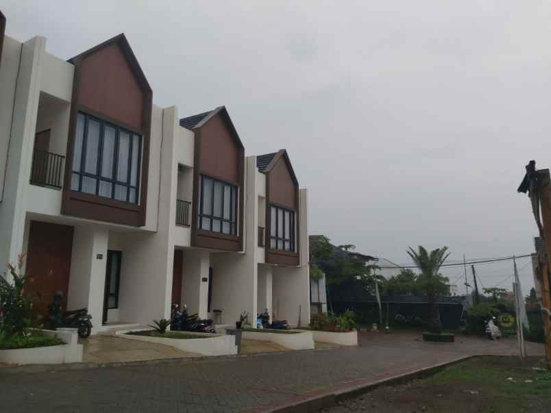 dijual rumah mahaba village cipasung