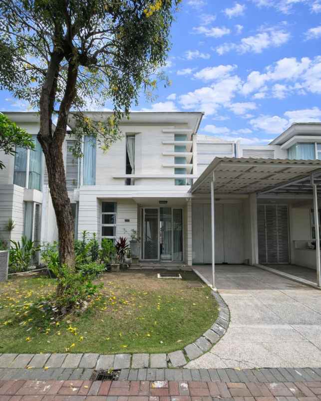 dijual rumah malibu palm beach