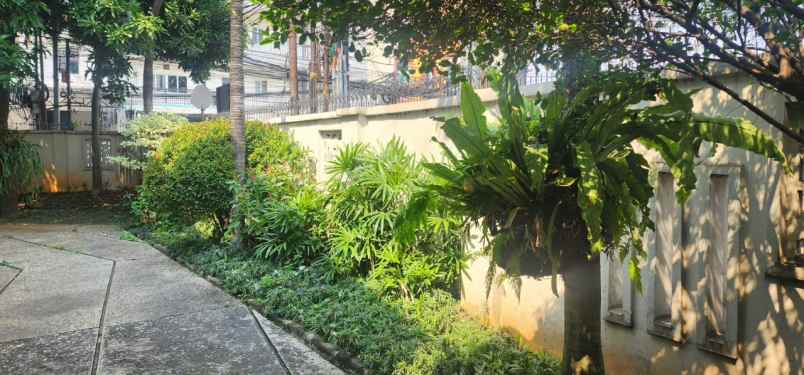 dijual rumah mampang prapatan tegal