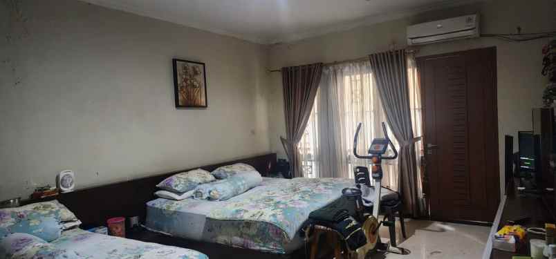 dijual rumah mampang prapatan tegal