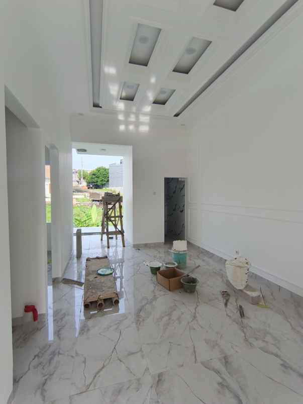 dijual rumah mangunharjo