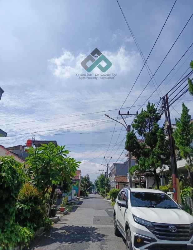 dijual rumah margahayu raya