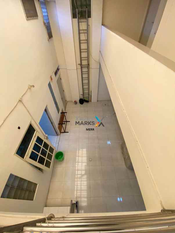 dijual rumah margorejo indah