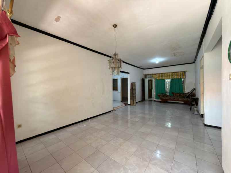 dijual rumah medokan