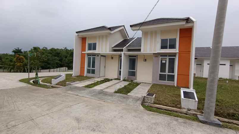 dijual rumah mekar baru