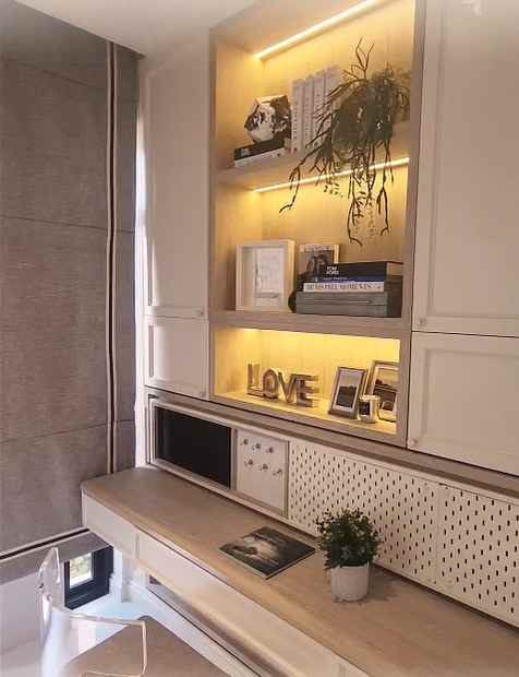 dijual rumah melrose residence