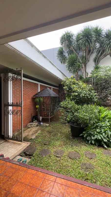 dijual rumah menteng
