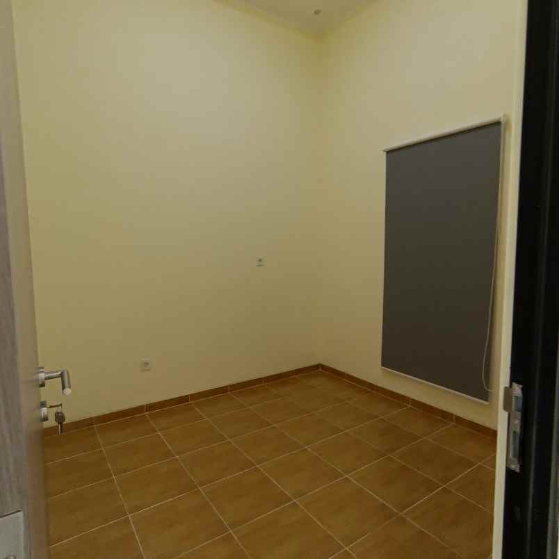 dijual rumah meteseh tembalang