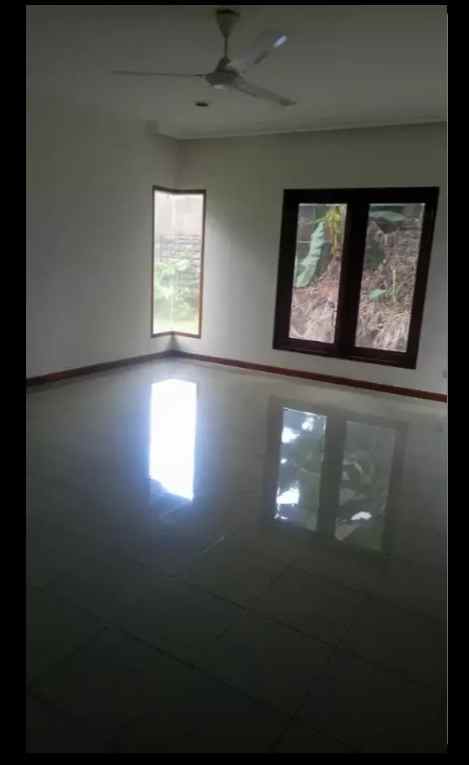 dijual rumah metro alam