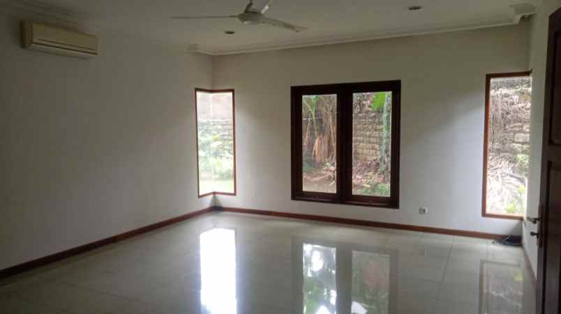 dijual rumah metro alam