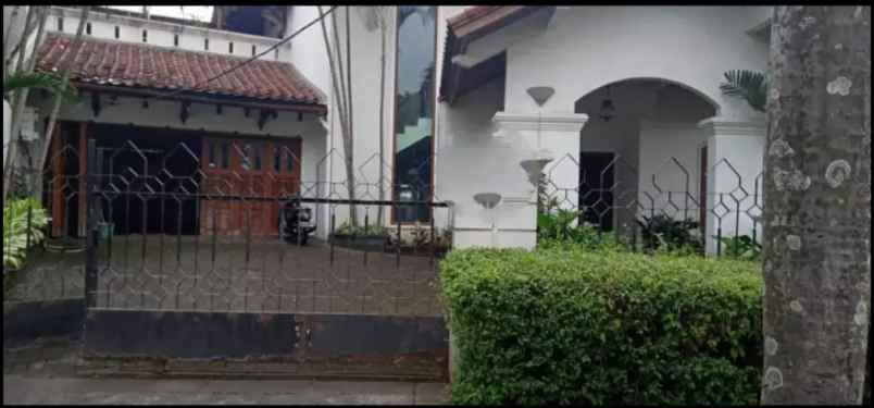 dijual rumah metro alam