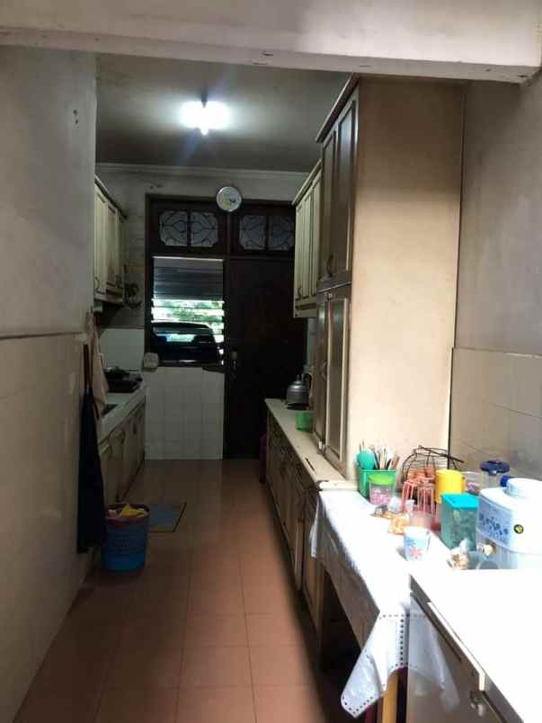 dijual rumah metro pondok indah