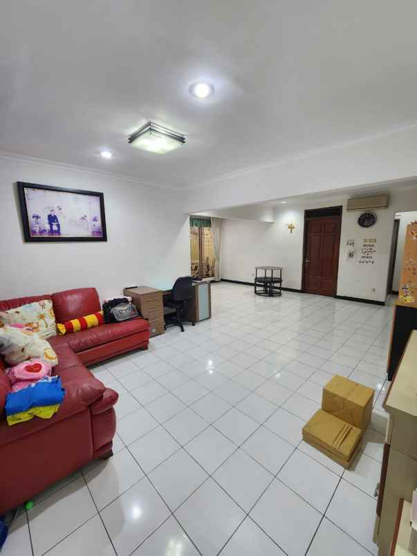 dijual rumah mewah siap huni bukit sari semarang