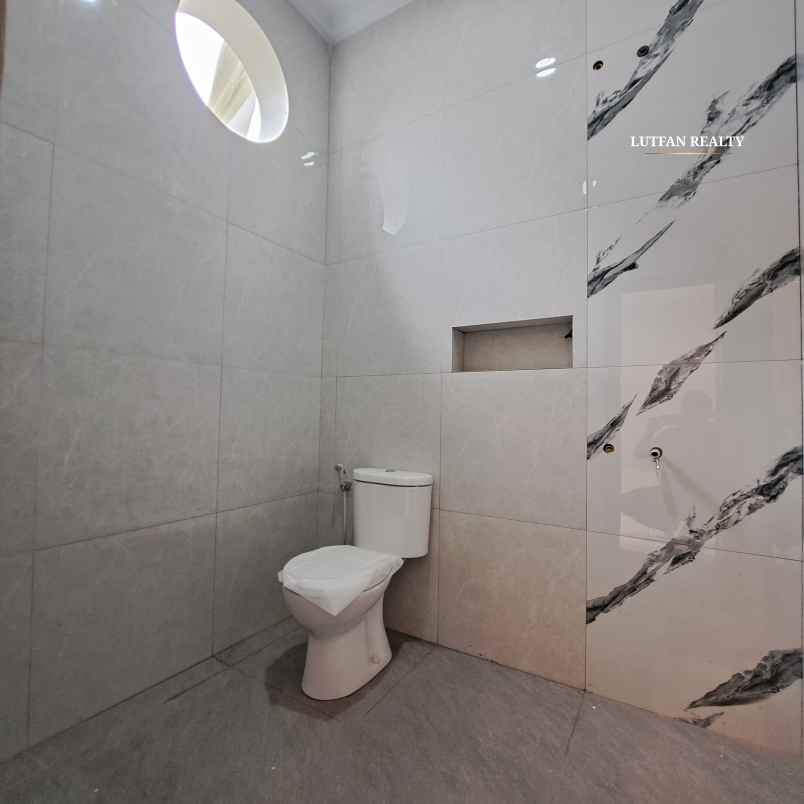 dijual rumah moch kahfi 2