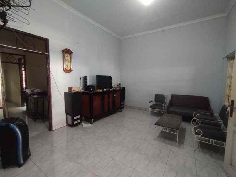 dijual rumah mojosongo jebres surakarta