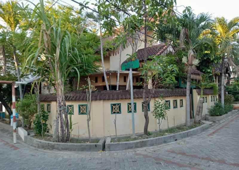 dijual rumah mulyosari bpd