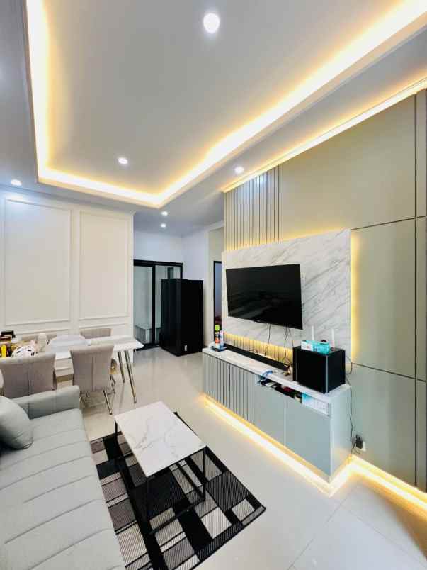 dijual rumah murah siap huni di cilandak timur