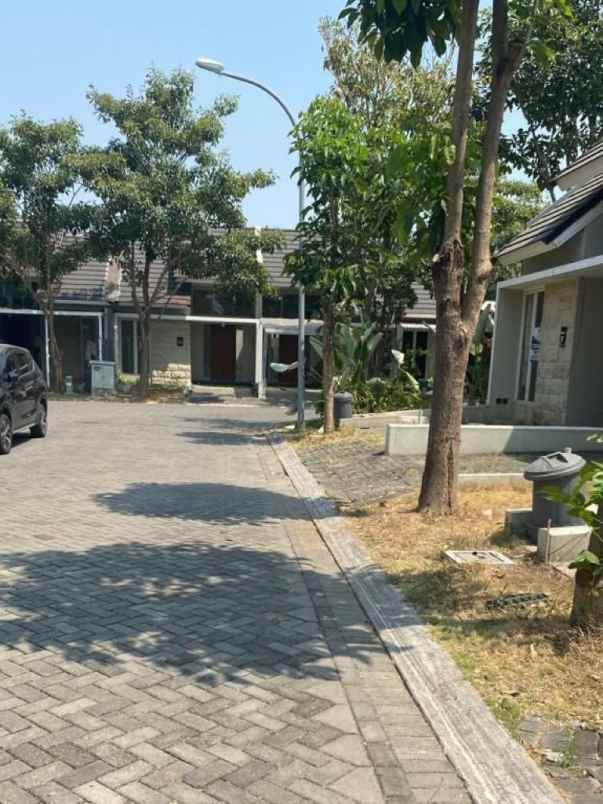 dijual rumah northwest park citraland surabaya