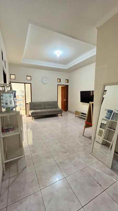 dijual rumah nusa cisangkan permai