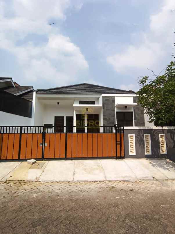 dijual rumah nusa indah serua