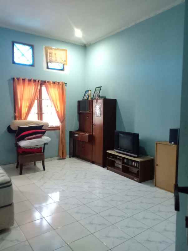 dijual rumah pajajaran