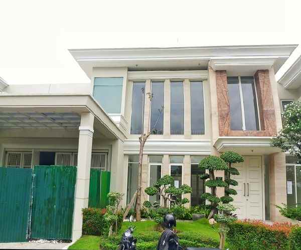 dijual rumah pakuwon city mossel bay