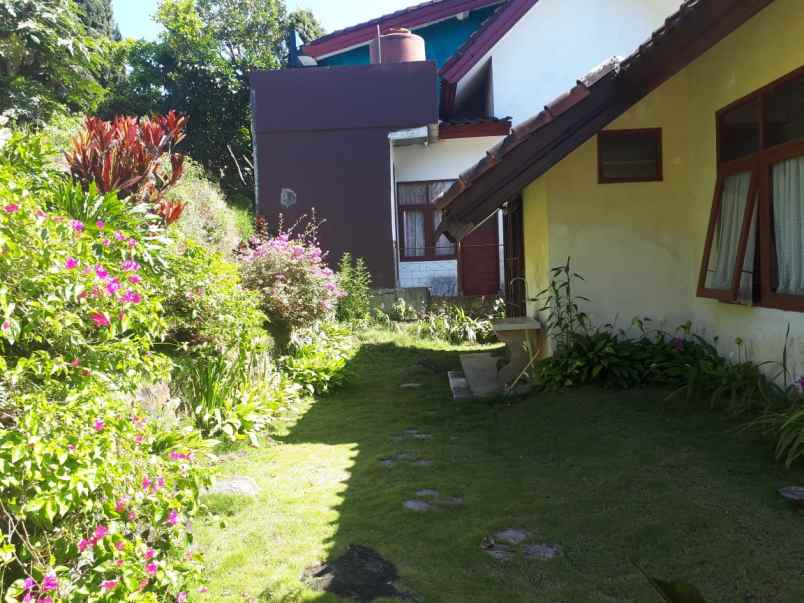 dijual rumah panderman hill