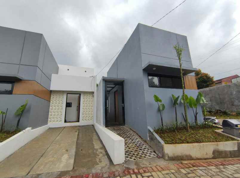 dijual rumah pasir pandeuy