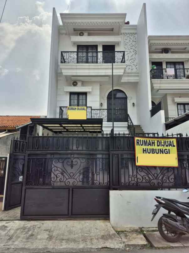 dijual rumah pegujaten