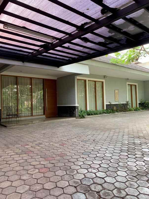 dijual rumah pejaten barat