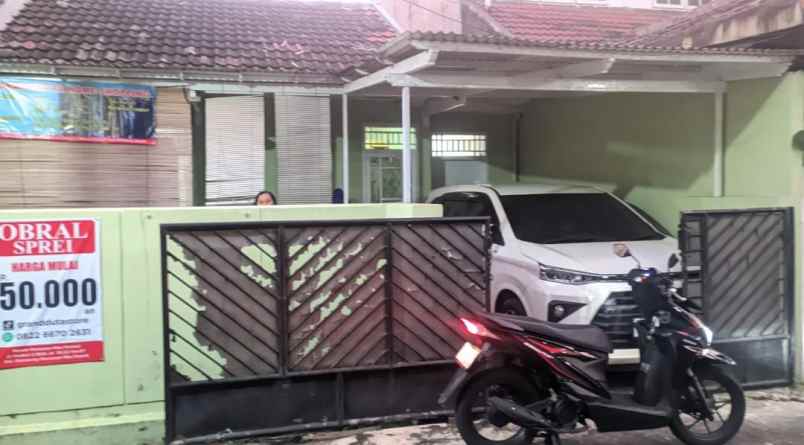 dijual rumah perum mampang indah