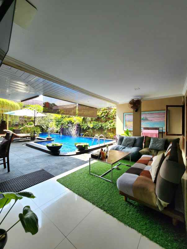 dijual rumah perumahan bintaro jaya